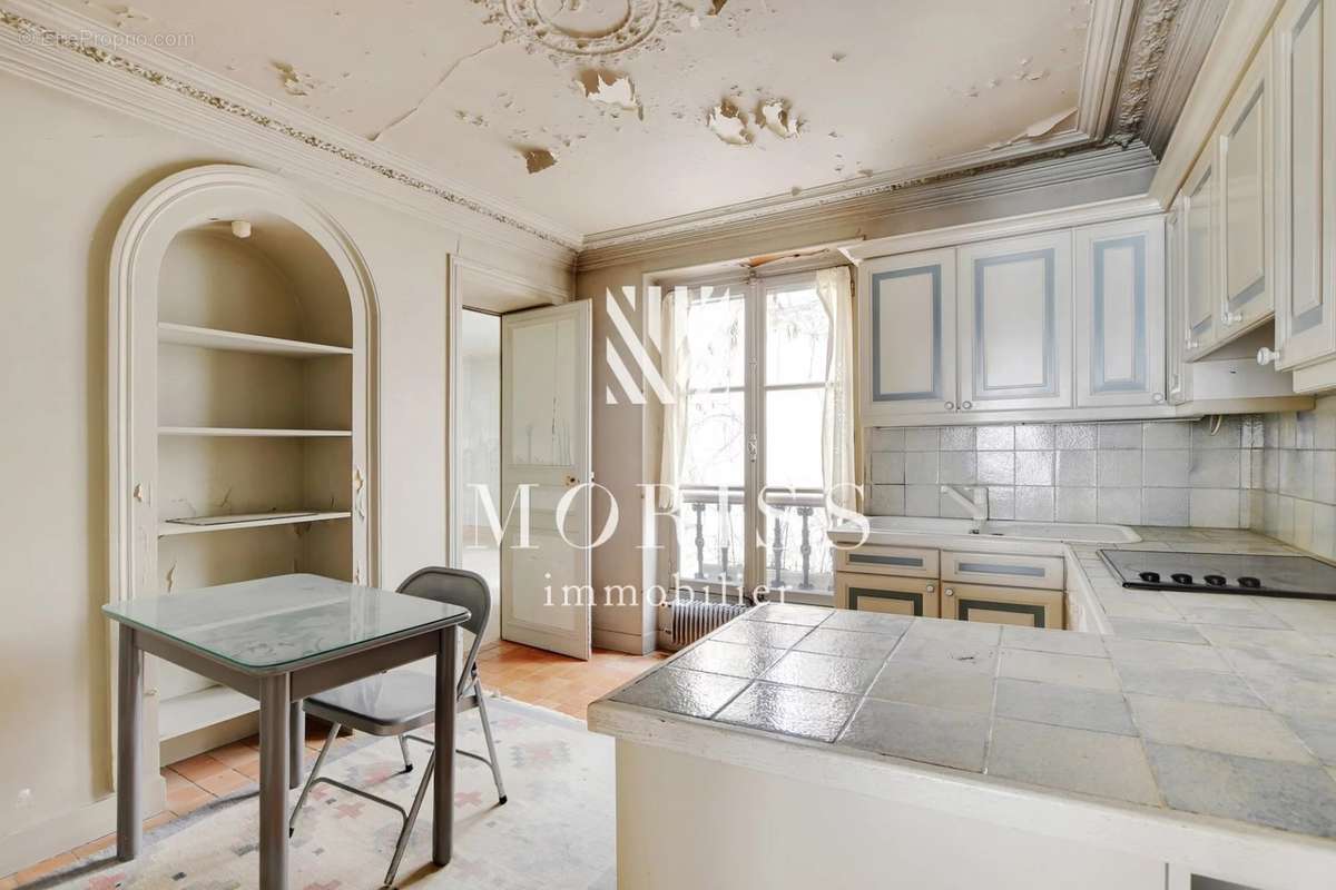 Appartement à PARIS-7E