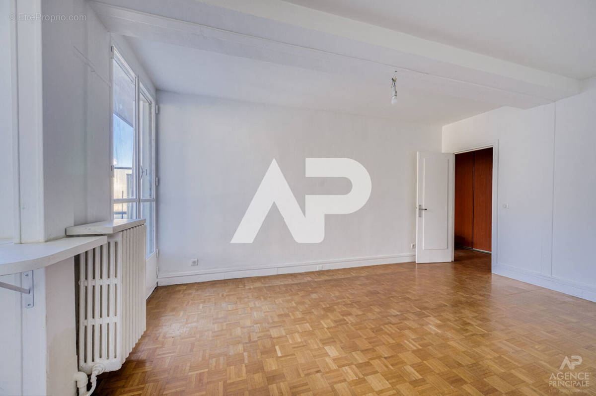 Appartement à RUEIL-MALMAISON