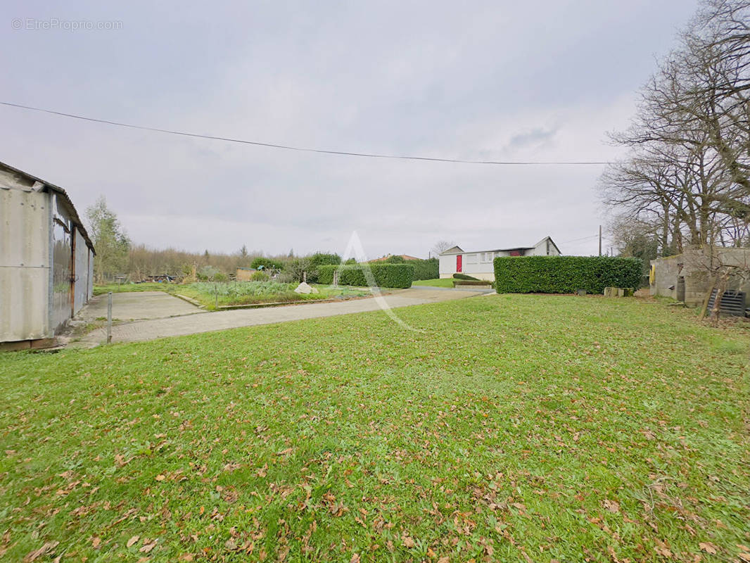 Maison à VENANSAULT