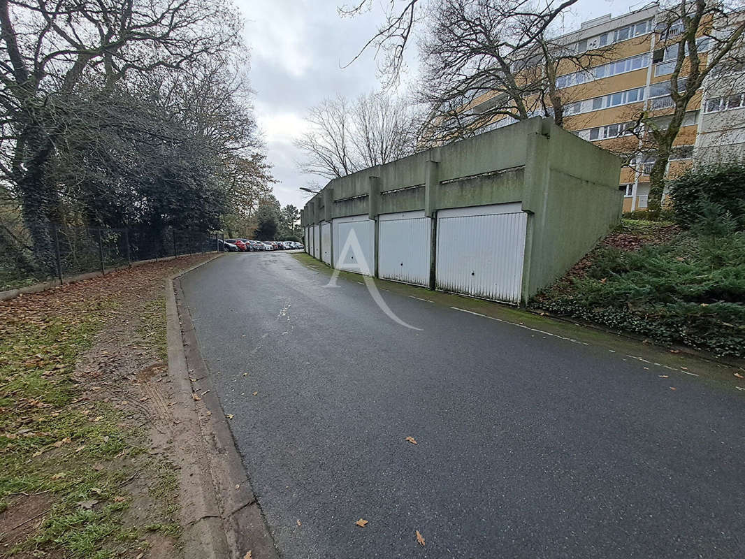 Parking à SAINT-HERBLAIN