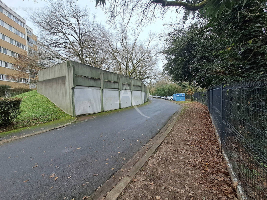 Parking à SAINT-HERBLAIN