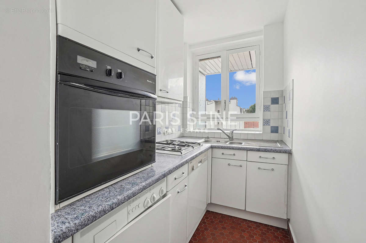 Appartement à PARIS-6E