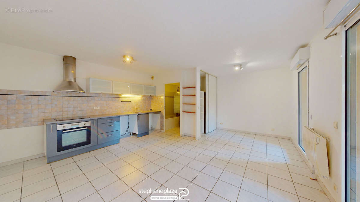 Appartement à MARSEILLE-12E