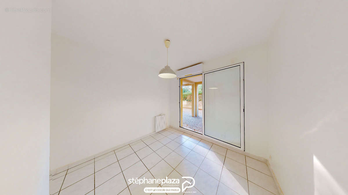 Appartement à MARSEILLE-12E