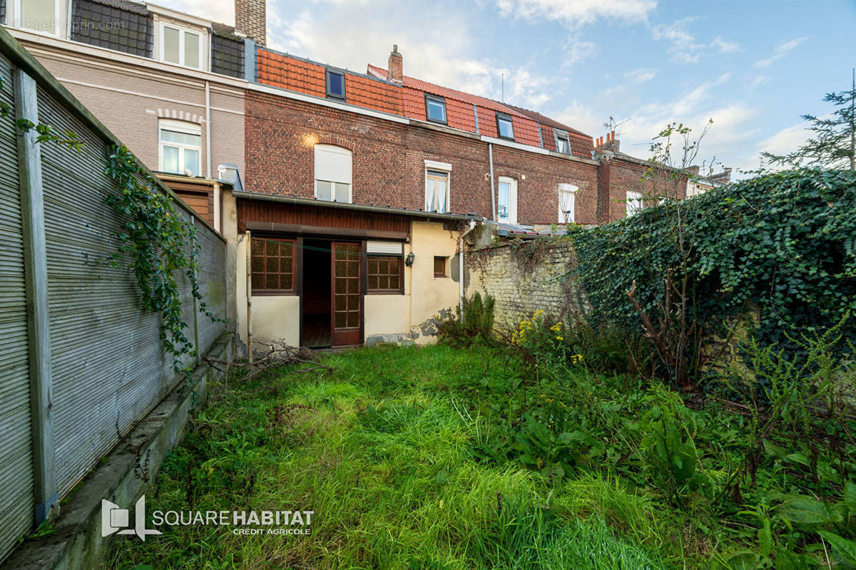 Maison à HELLEMMES-LILLE