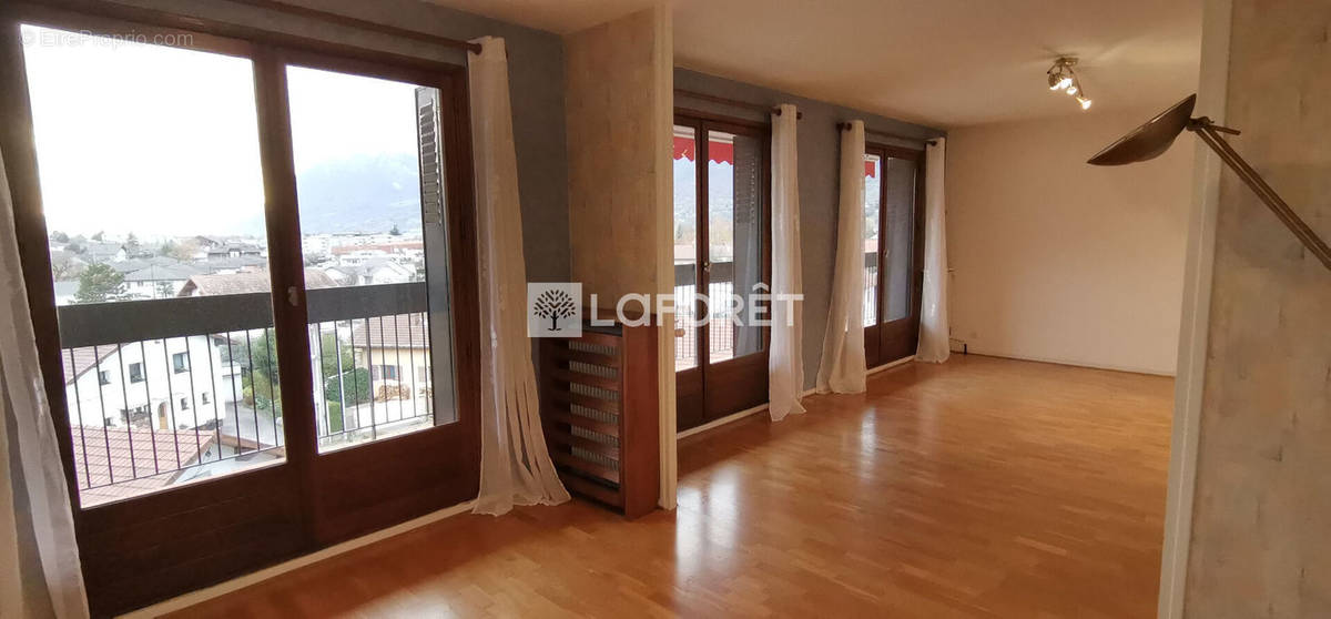 Appartement à ALBERTVILLE