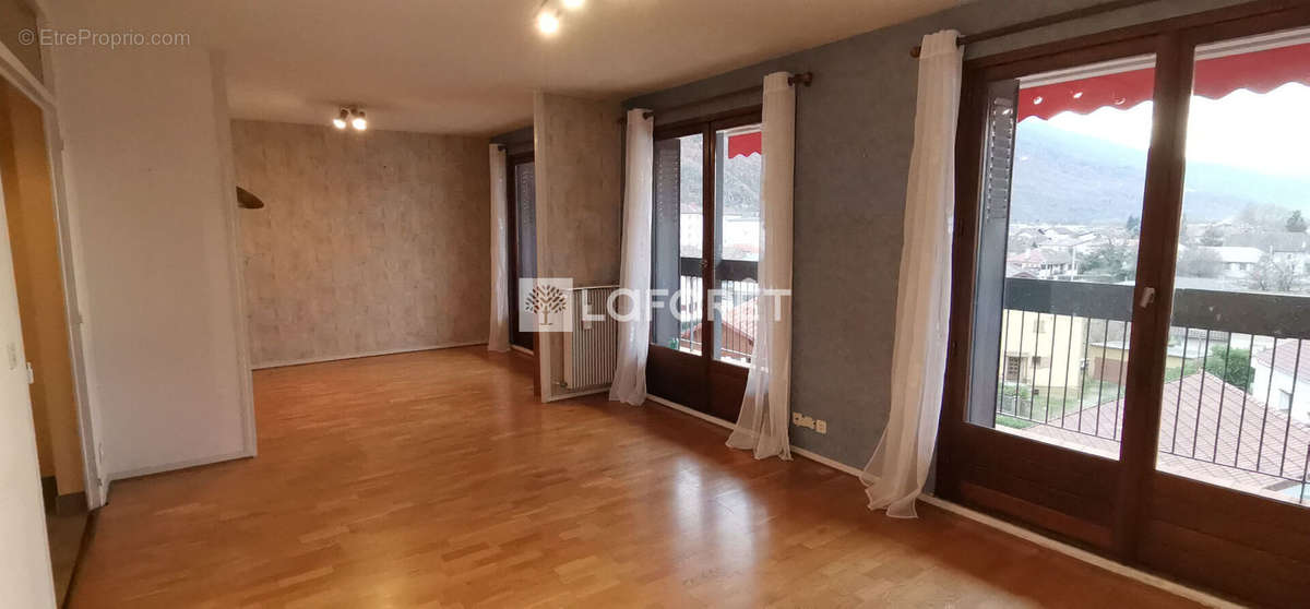 Appartement à ALBERTVILLE