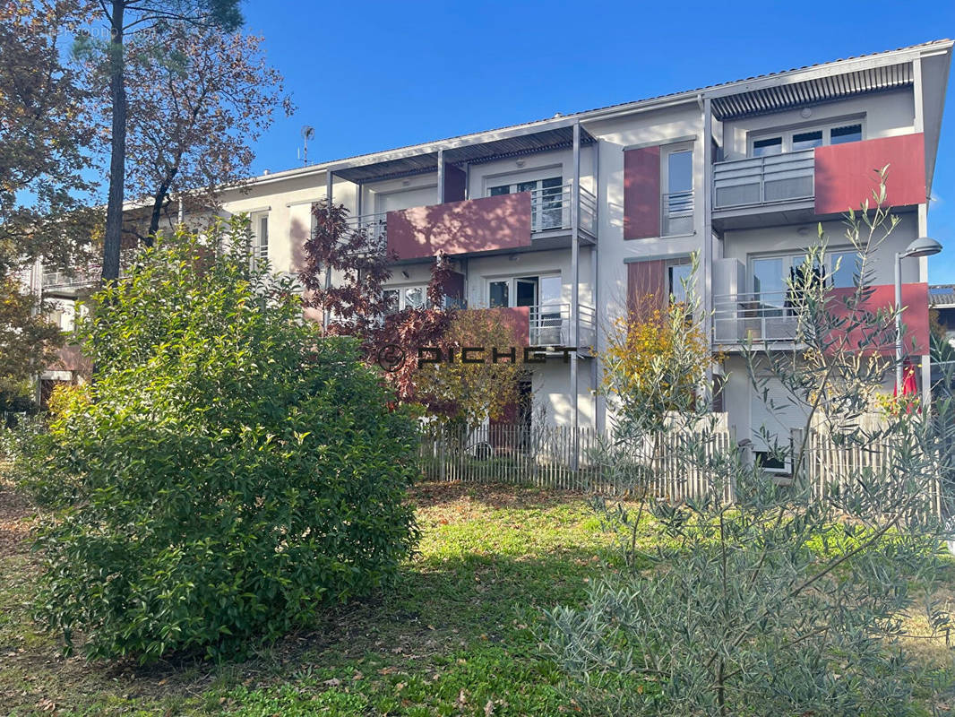 Appartement à SAINT-MEDARD-EN-JALLES