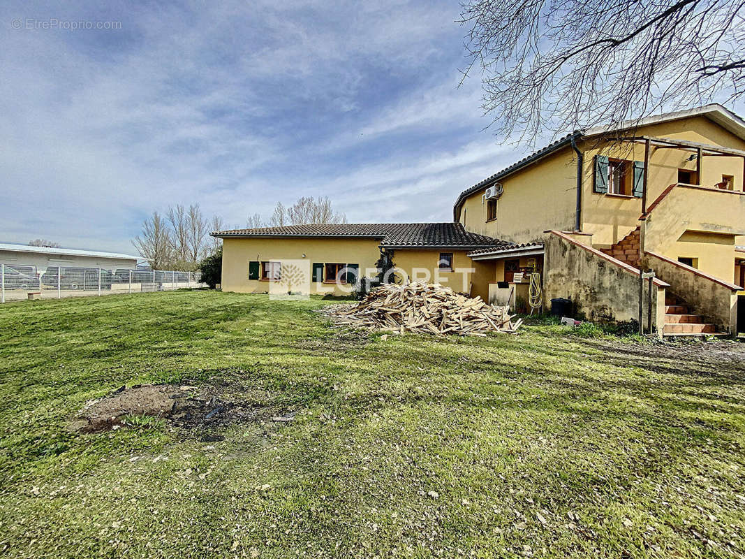 Appartement à VILLEMUR-SUR-TARN