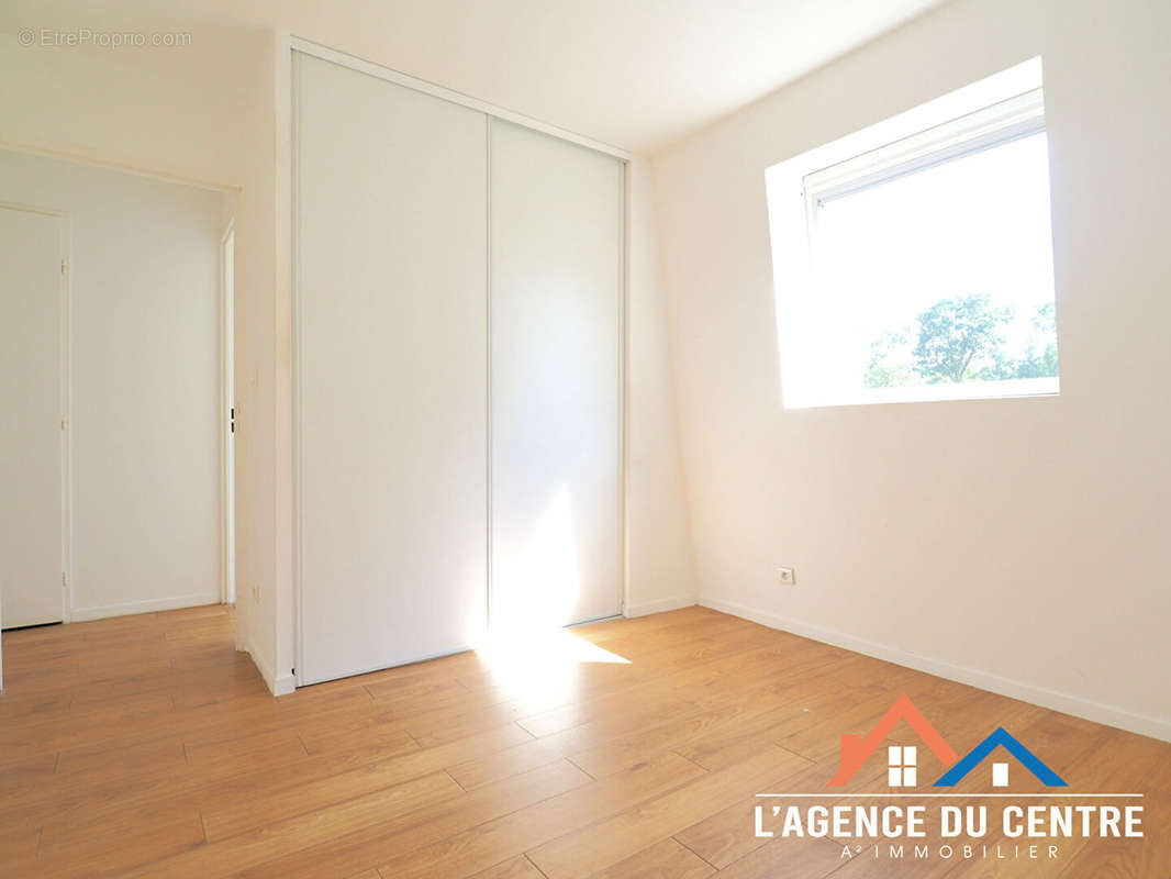 Appartement à VERNEUIL-SUR-SEINE