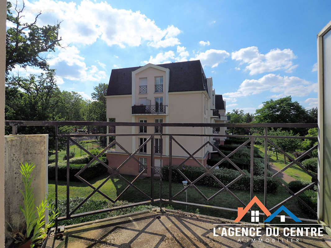 Appartement à VERNEUIL-SUR-SEINE