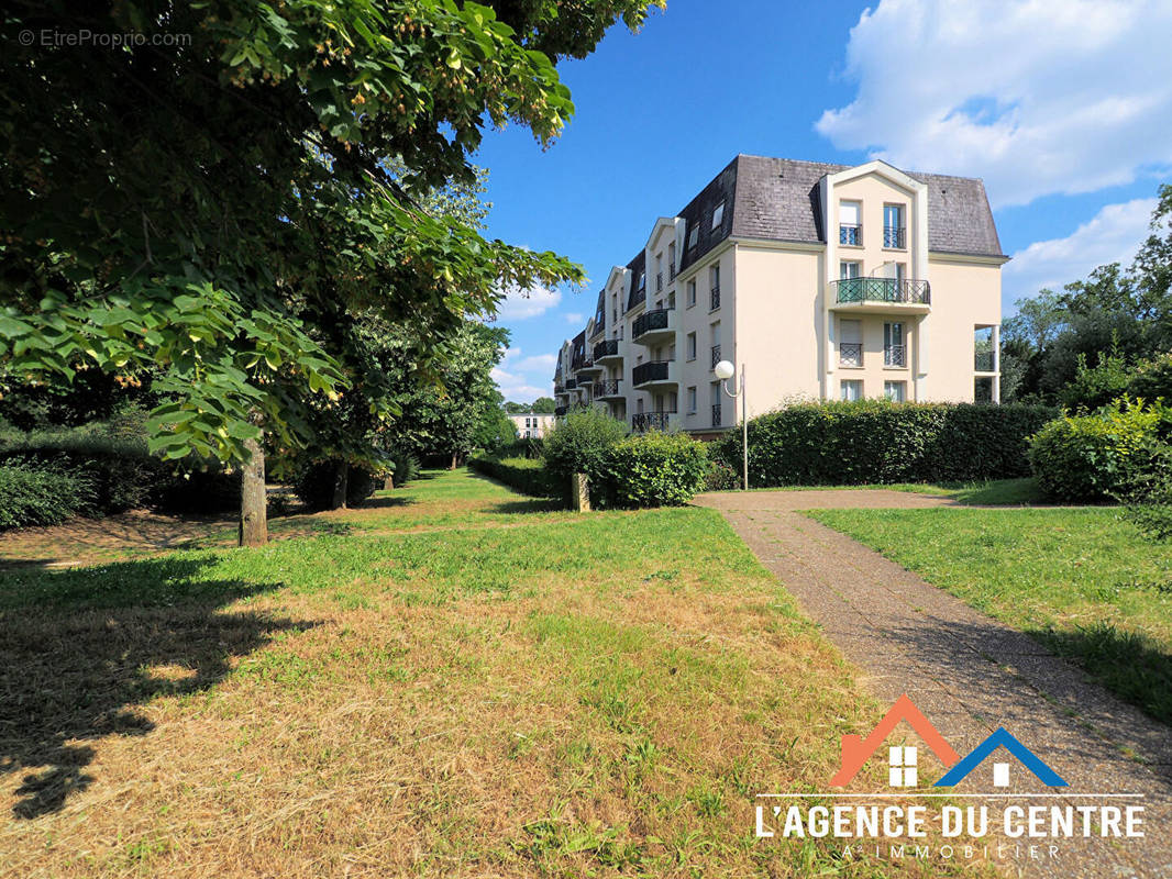 Appartement à VERNEUIL-SUR-SEINE