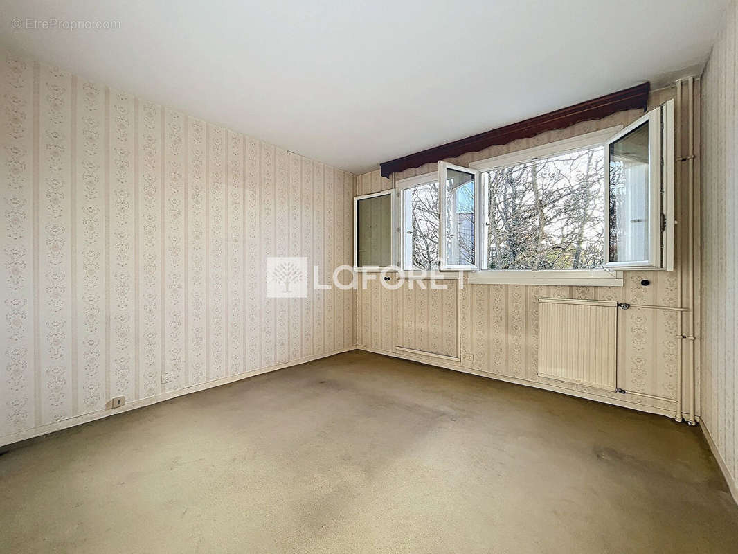 Appartement à VERNEUIL-SUR-SEINE