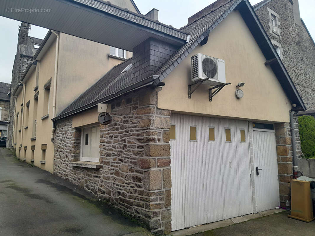 Appartement à FOUGERES