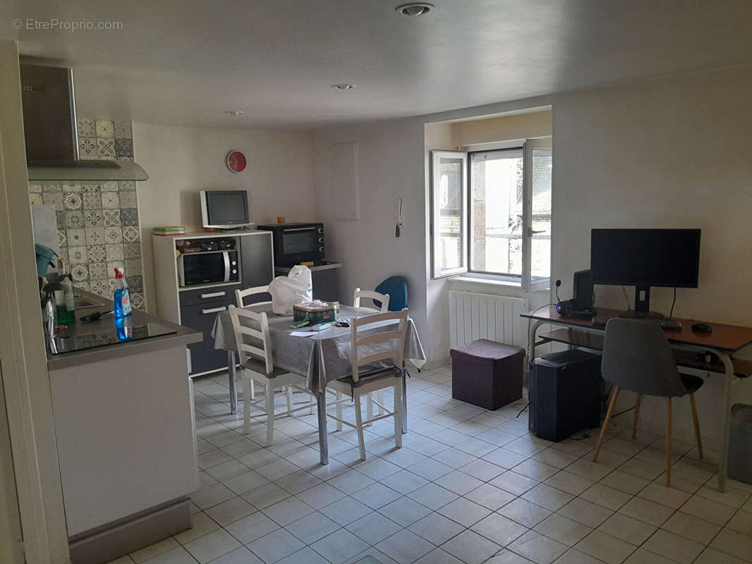 Appartement à FOUGERES