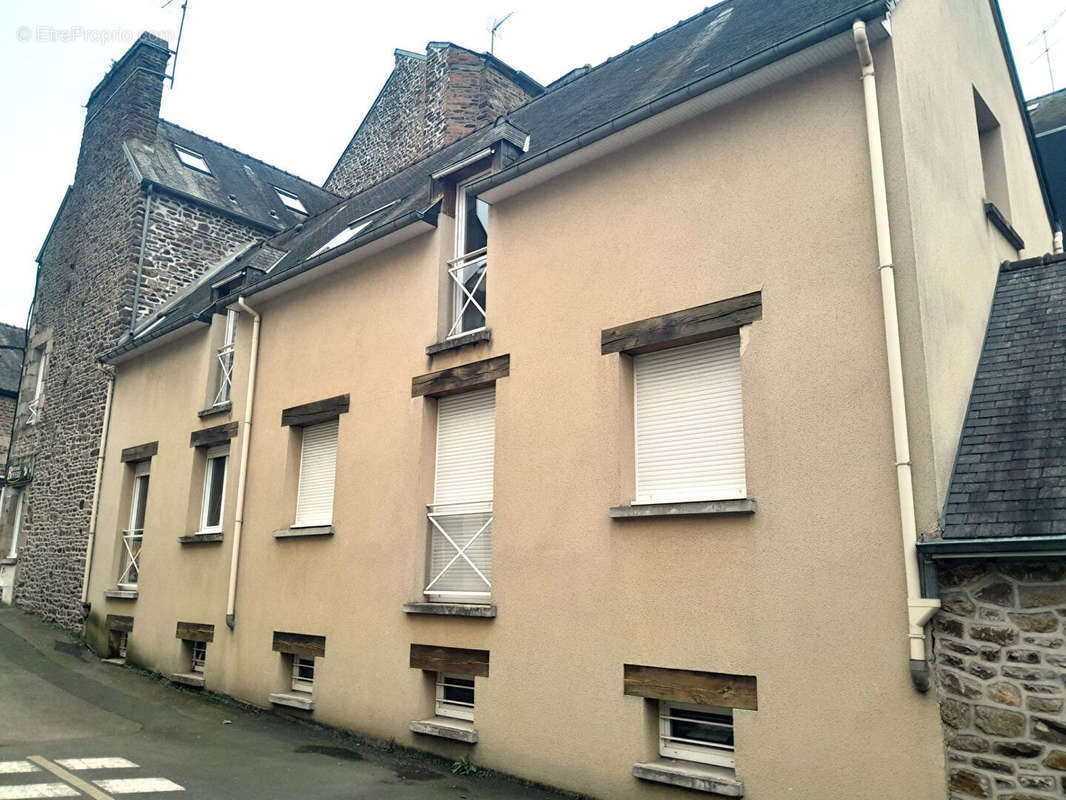 Appartement à FOUGERES