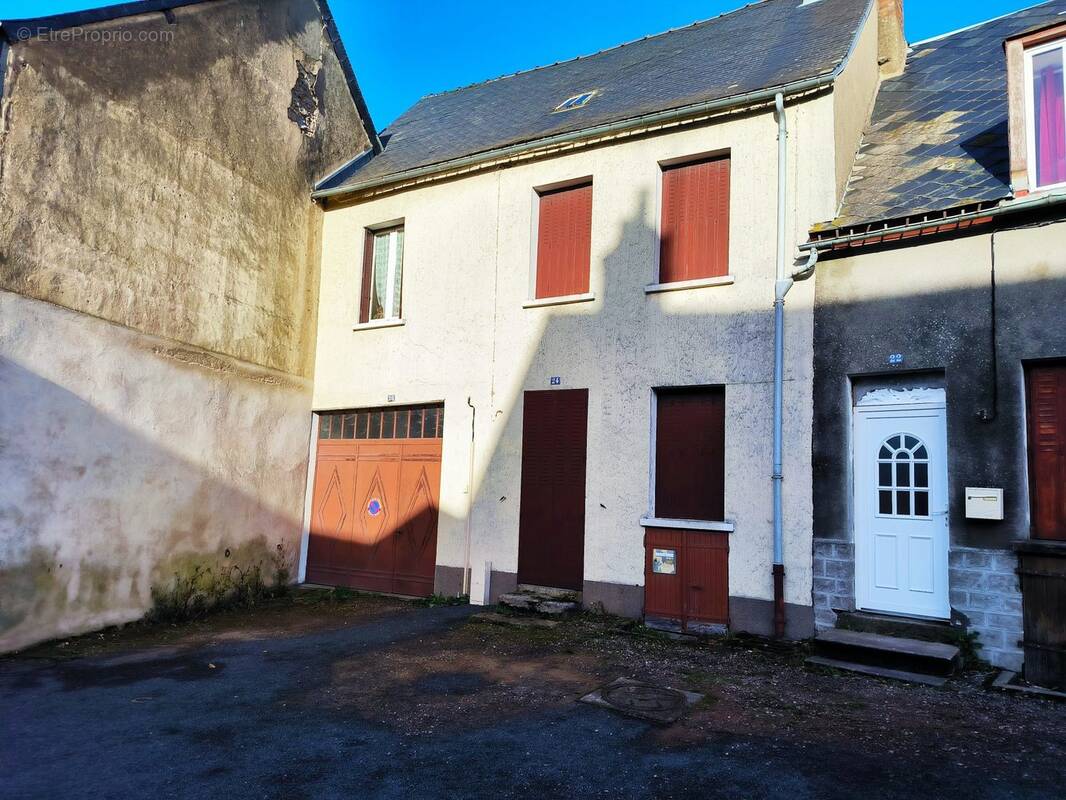 Maison à CHATEAU-CHINON(VILLE)