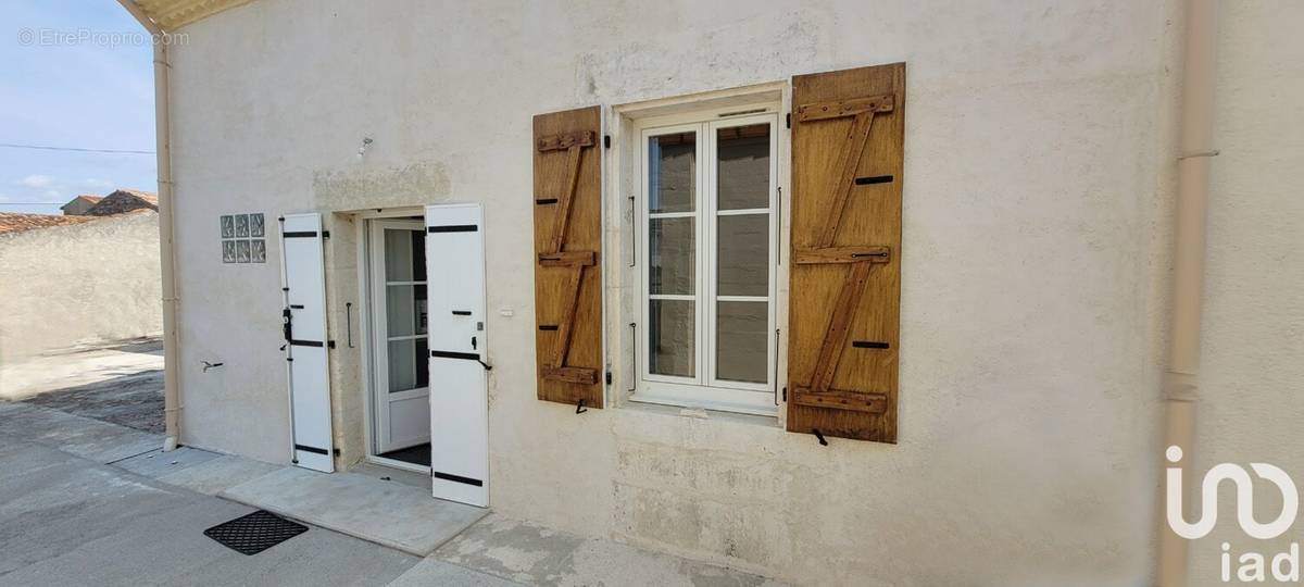 Photo 1 - Maison à SAINT-JEAN-D&#039;ANGELY