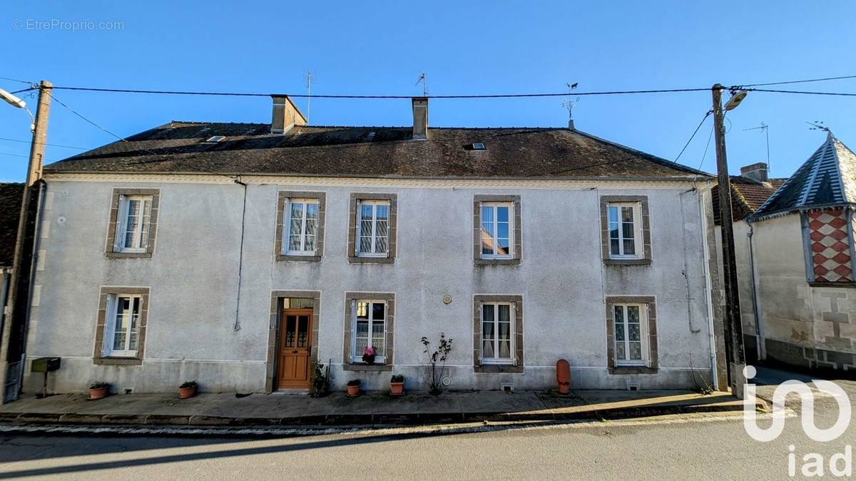 Photo 1 - Maison à SAINT-LEGER-MAGNAZEIX