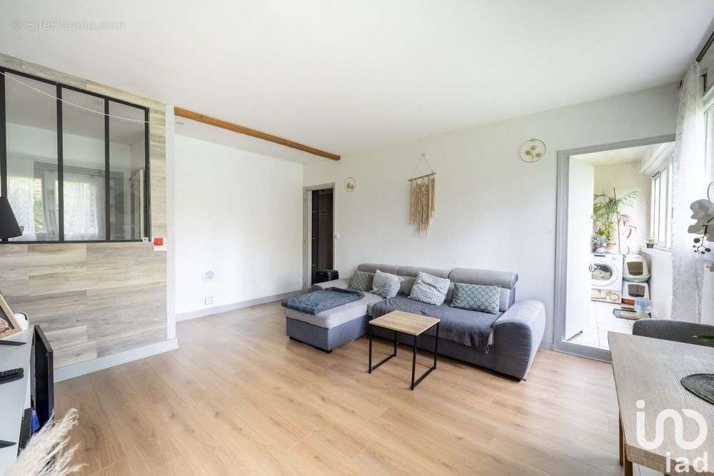 Photo 3 - Appartement à VERNEUIL-SUR-SEINE