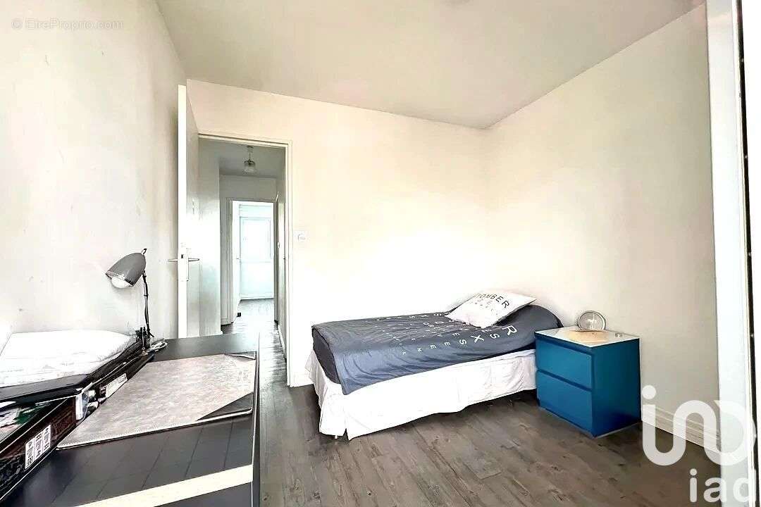 Photo 2 - Appartement à RILLIEUX-LA-PAPE