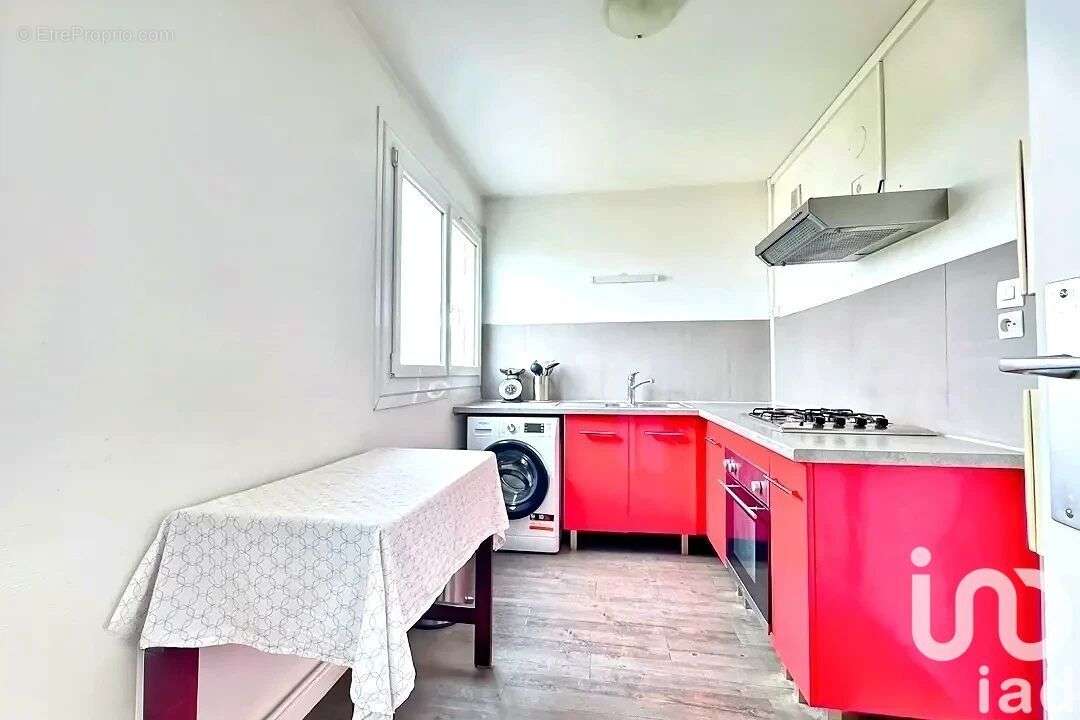 Photo 3 - Appartement à RILLIEUX-LA-PAPE