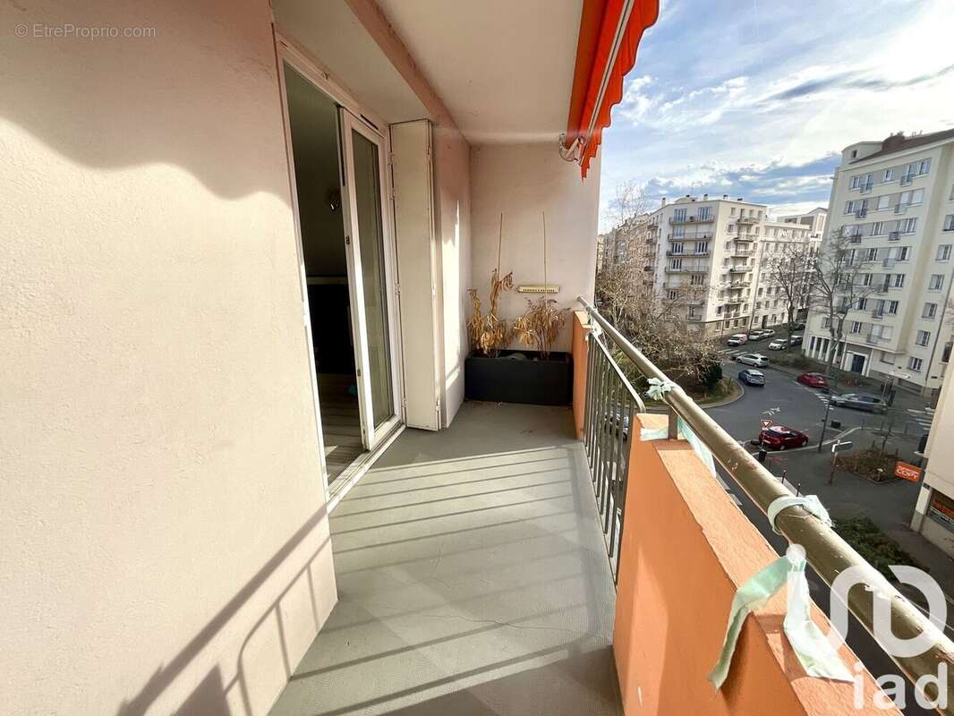 Photo 8 - Appartement à VILLEURBANNE