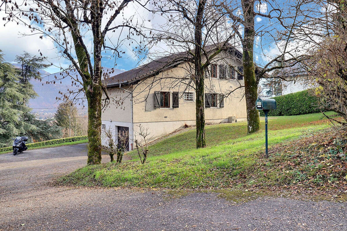 Maison à BARBERAZ