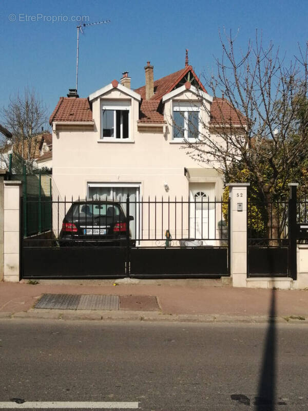 Maison à VIROFLAY