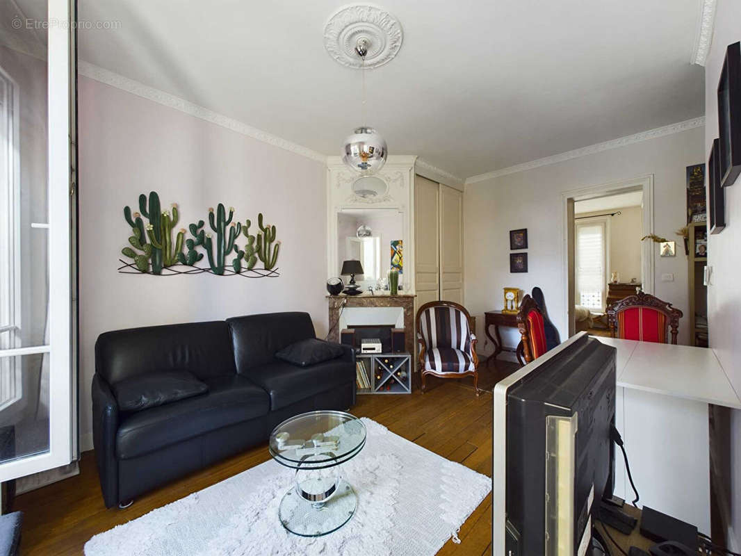 Appartement à LEVALLOIS-PERRET