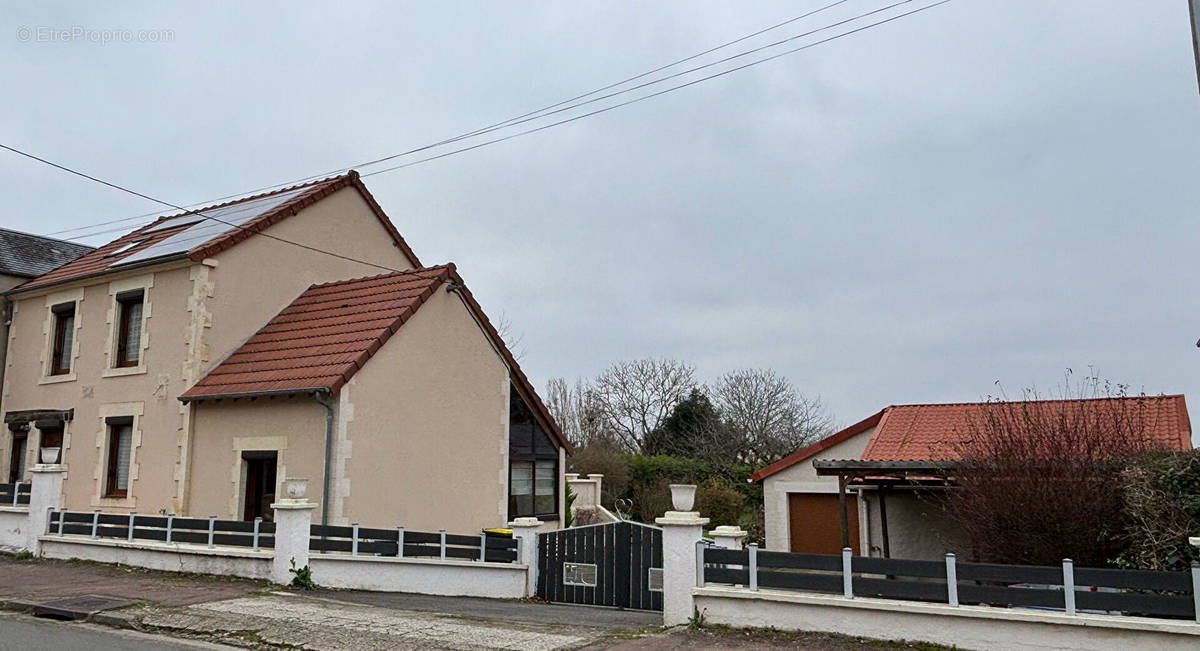 Maison à POUGUES-LES-EAUX