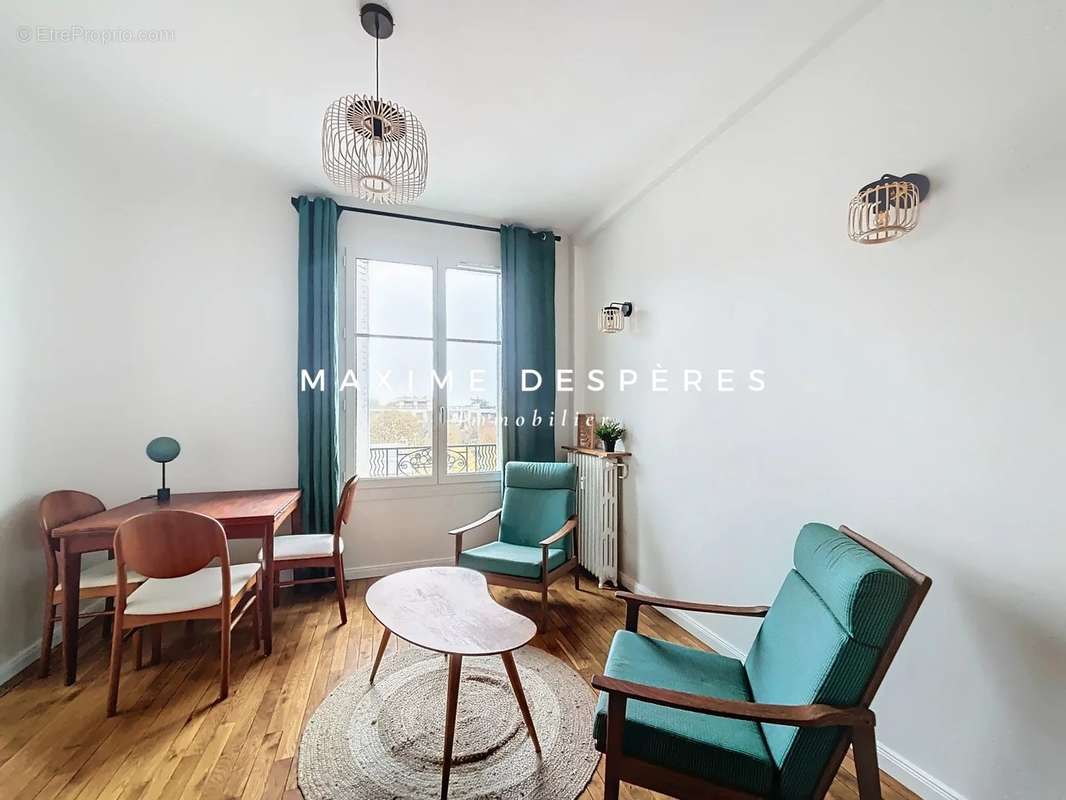 Appartement à NEUILLY-SUR-SEINE