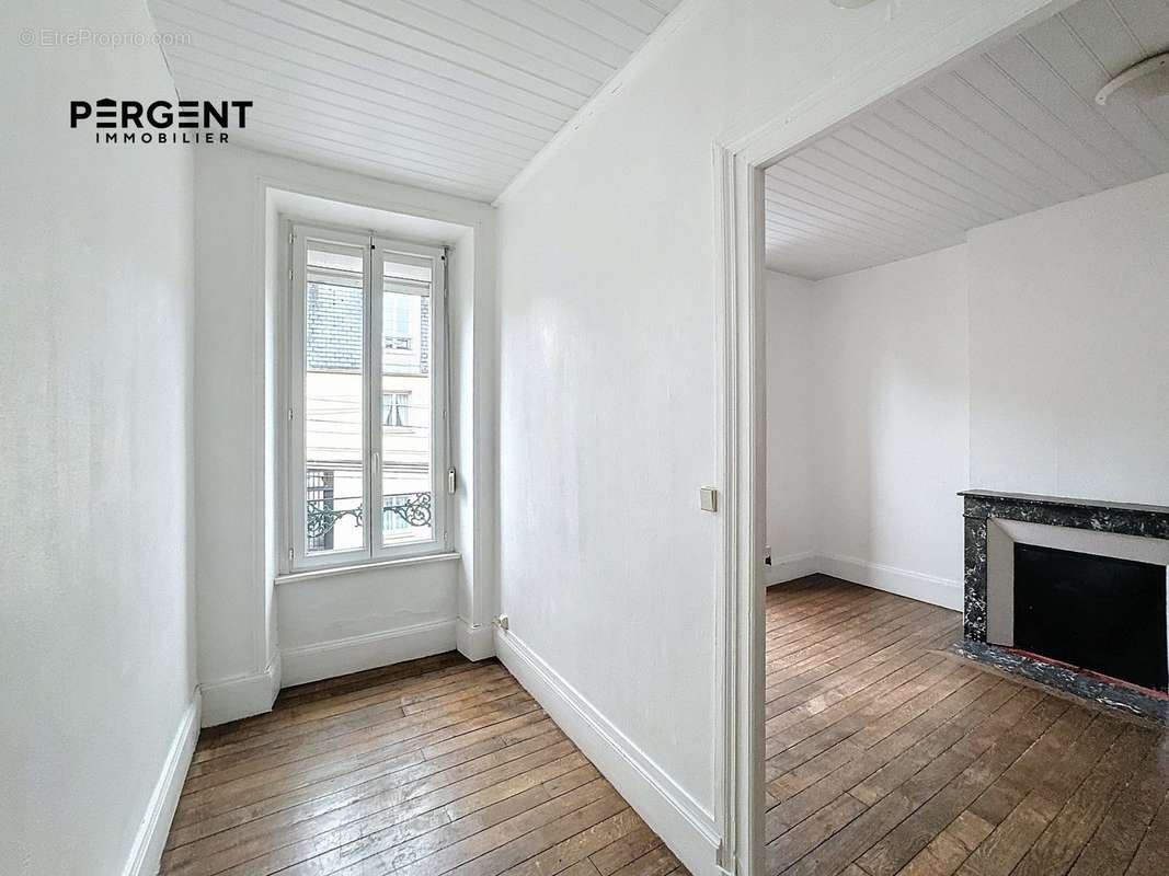 Appartement à CHARLEVILLE-MEZIERES