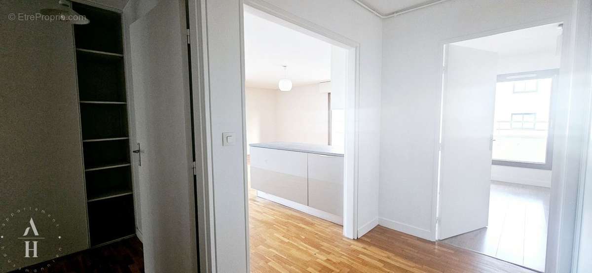 Appartement à SURESNES