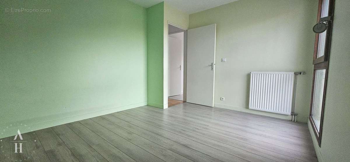 Appartement à SURESNES