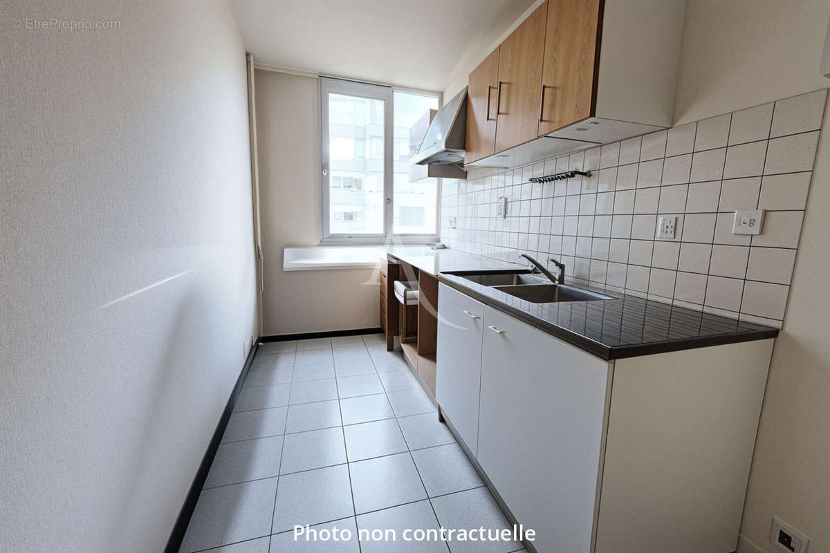 Appartement à AUBERVILLIERS