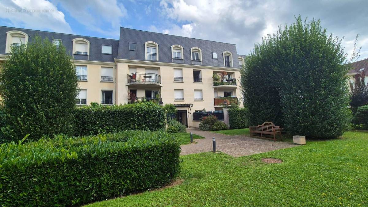 Appartement à MAGNY-LE-HONGRE