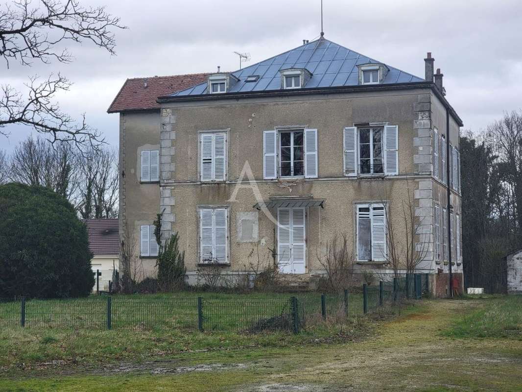 Appartement à MOUSSEAUX-LES-BRAY