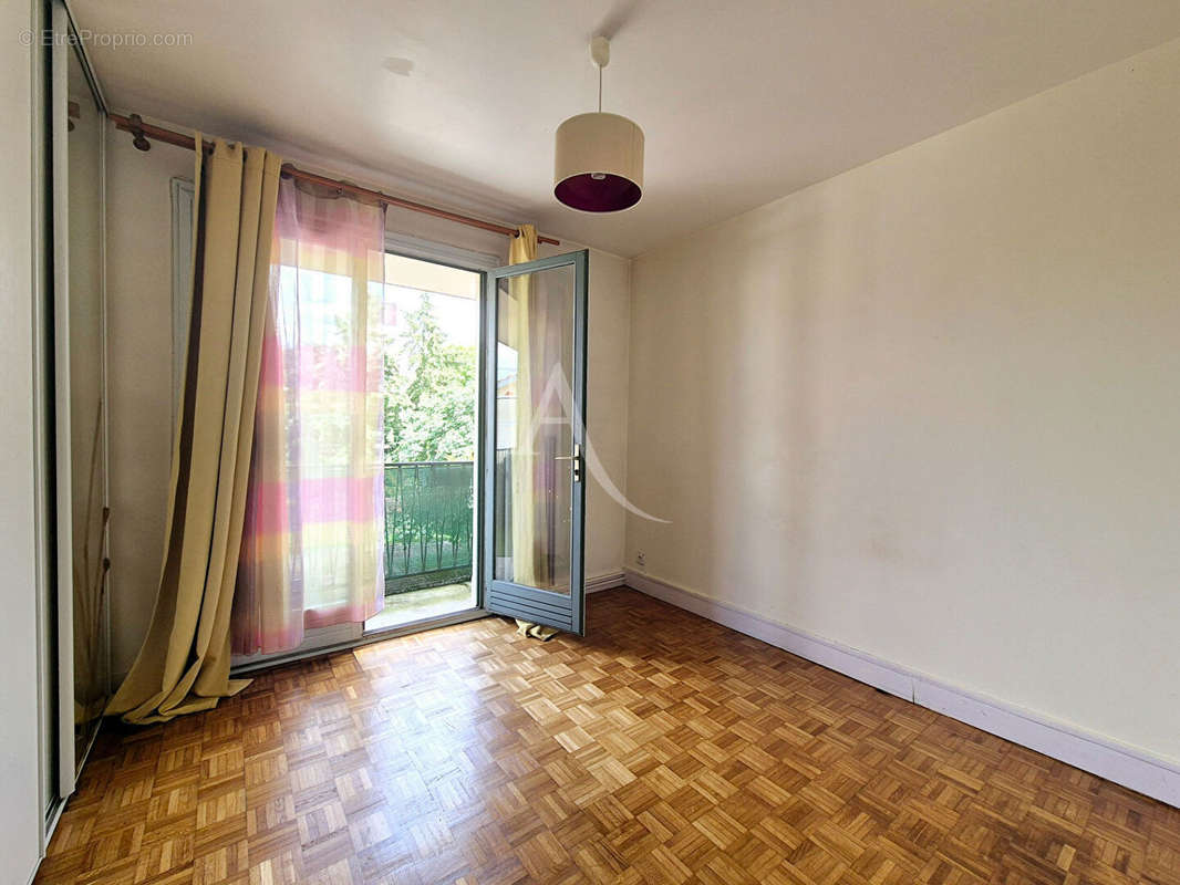 Appartement à NEUILLY-PLAISANCE