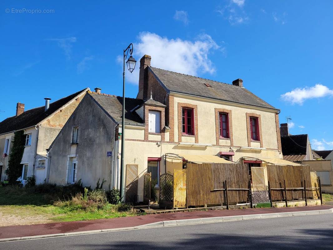 Maison à SAINT-MAURICE-SUR-HUISNE