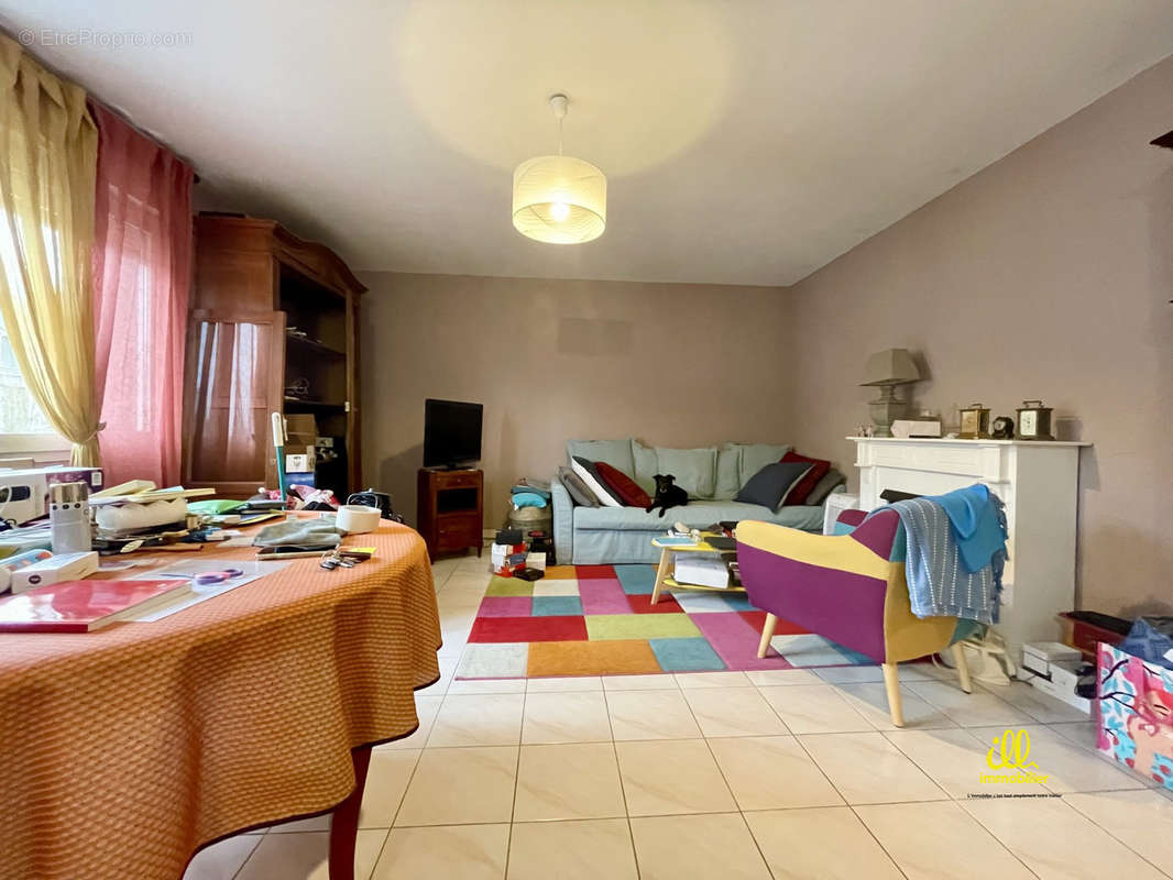 Appartement à CHARLEVILLE-MEZIERES