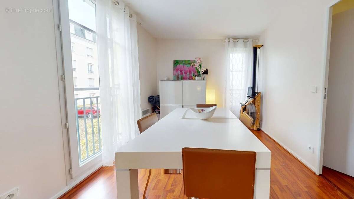 Appartement à SERRIS