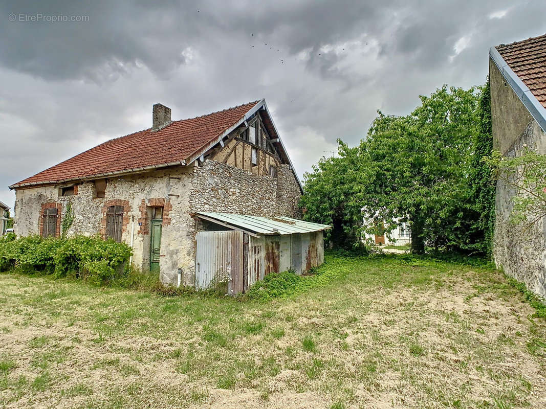 Maison à MONTMIRAIL