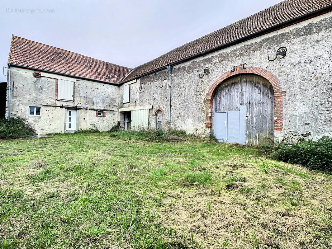 Maison à MONTMIRAIL