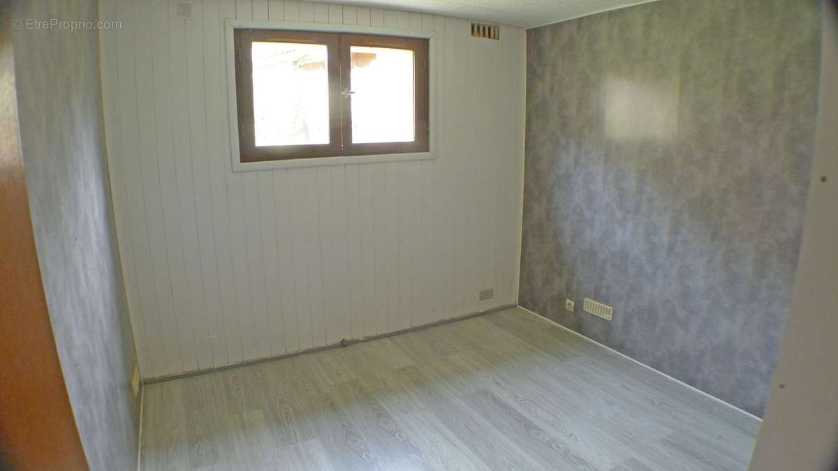 Appart 1 Chambre 1 - Maison à VERCHAIX