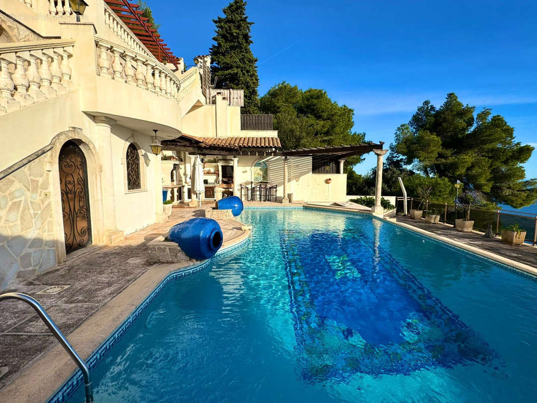 Maison à ROQUEBRUNE-CAP-MARTIN