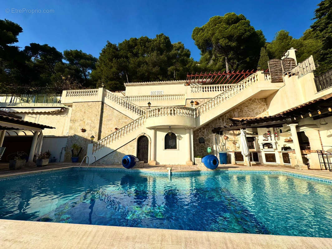 Maison à ROQUEBRUNE-CAP-MARTIN