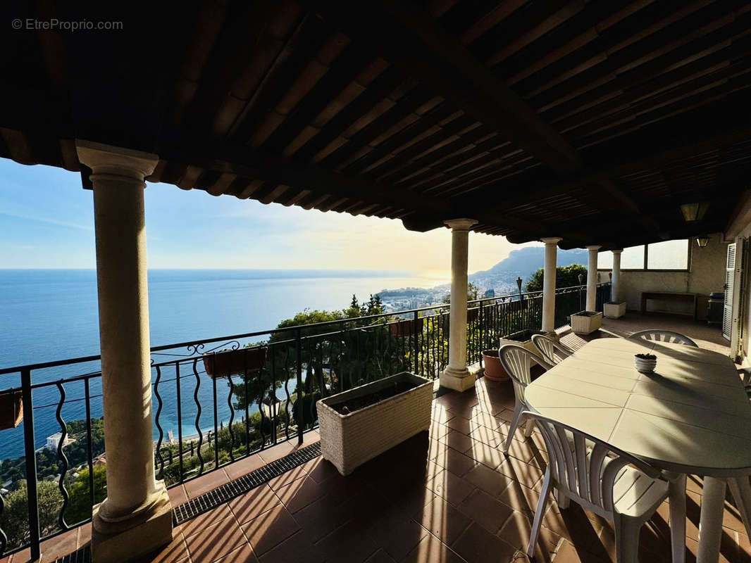 Maison à ROQUEBRUNE-CAP-MARTIN