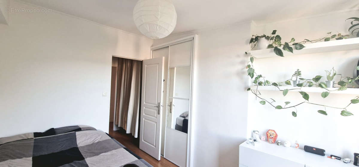 Appartement à HYERES