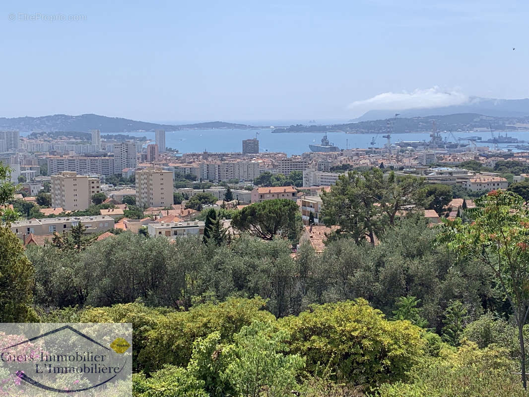 Terrain à TOULON